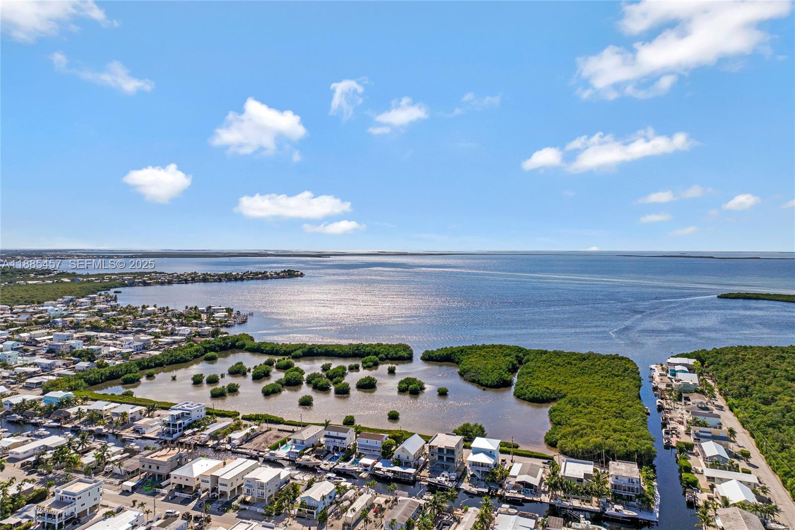 945 Plantation Road, Unit 945 Key Largo, FL 33037 - Photo 60 of 66 a view of a city