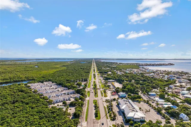 $3,400 | 945 Plantation Road, Unit 945, Key Largo, FL 33037