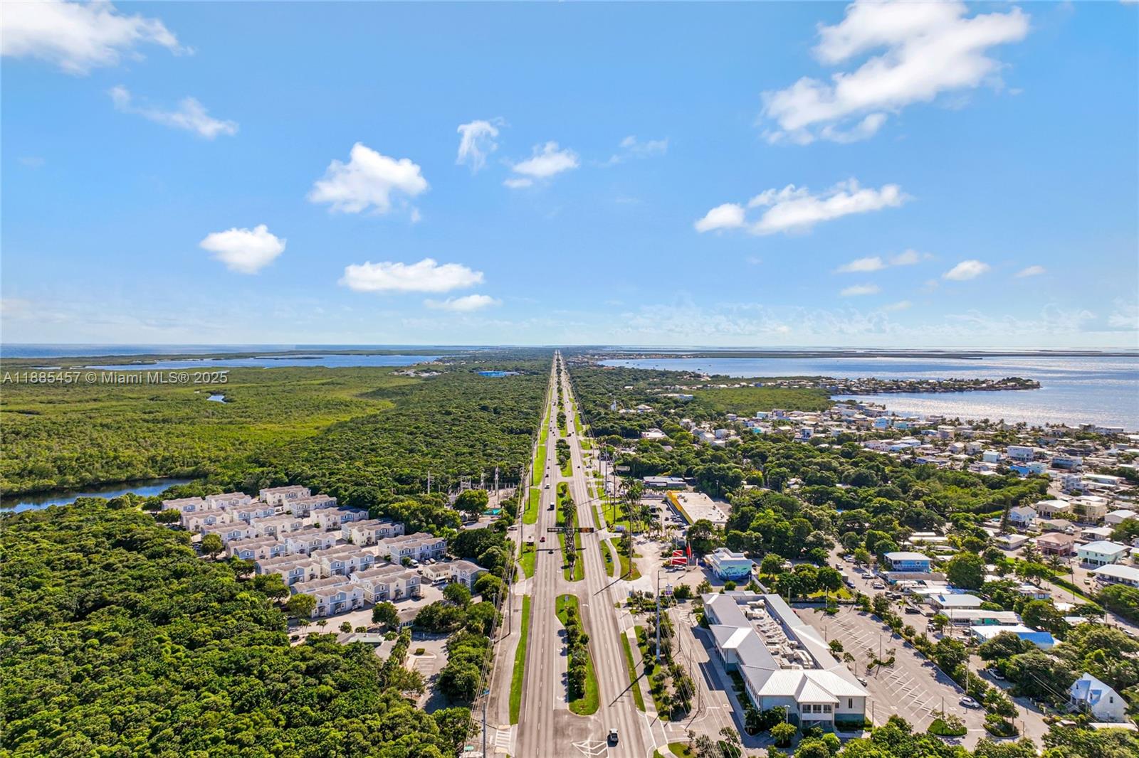 945 Plantation Road, Unit 945 Key Largo, FL 33037 - Photo 66 of 66 a view of a city