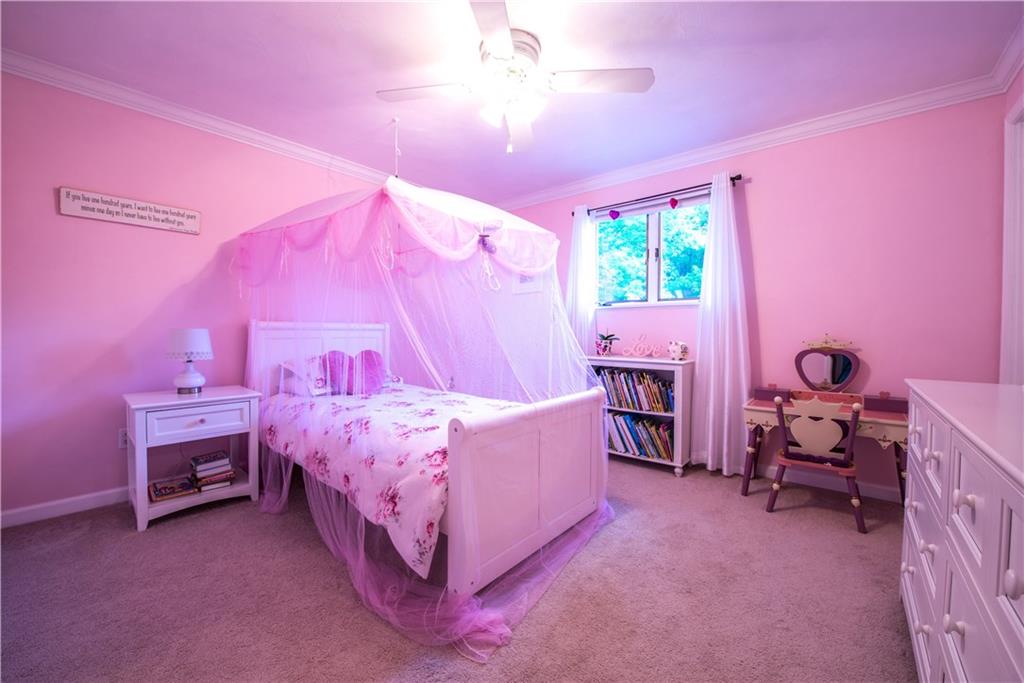130 Eisaman Road Irwin, PA 15642 - Photo 22 of 25 Gallery Image 22