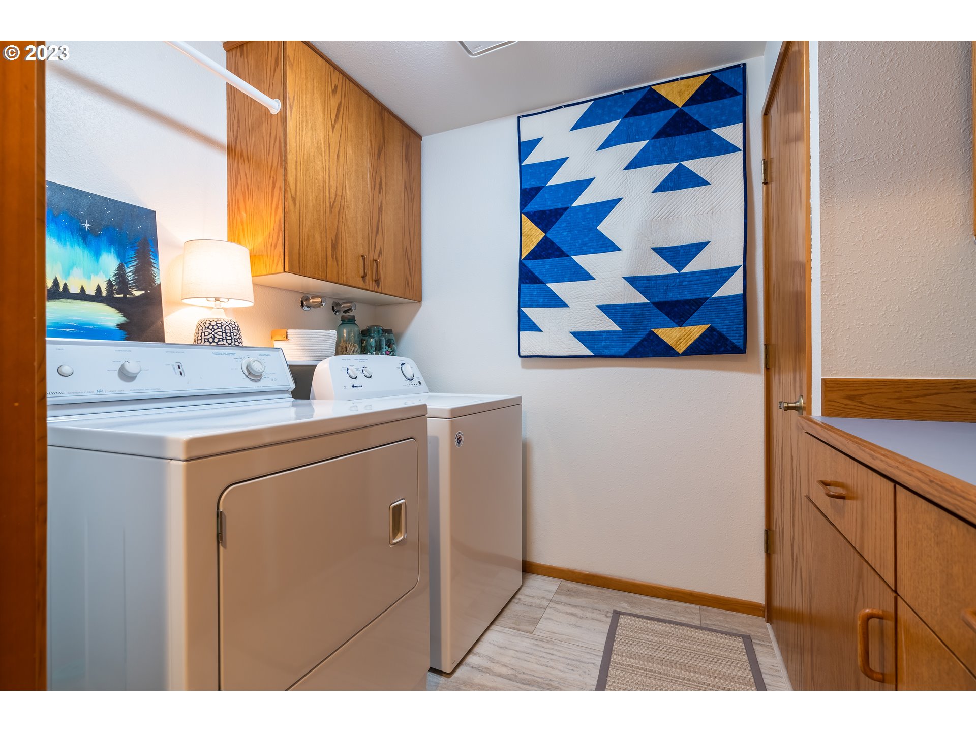 3300 Northeast 164th Street, Unit D1 Ridgefield, WA 98642 - Photo 20 of 27 a utility room with dryer and washer