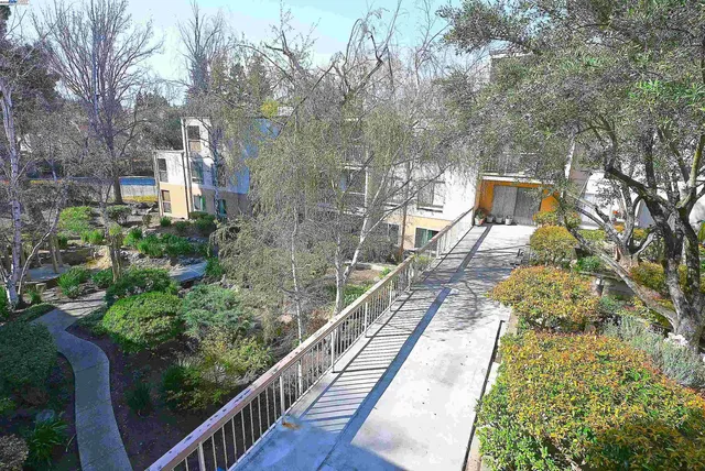 $280,000 | 320 North Civic Drive, Unit 307, Walnut Creek, CA 94596