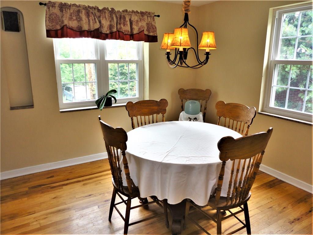 1710 Greentree Road Pittsburgh, PA 15220 - Photo 11 of 23 Gallery Image 11