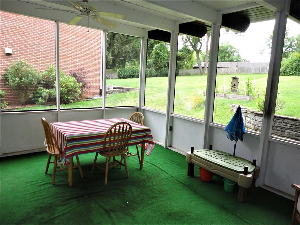 1710 Greentree Road Pittsburgh, PA 15220 - Photo 12 of 23 Gallery Image 12