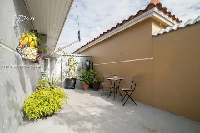 $599,000 | 14726 Southwest 82nd Terrace, Miami, FL 33193