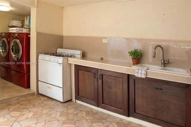 $599,000 | 14726 Southwest 82nd Terrace, Miami, FL 33193