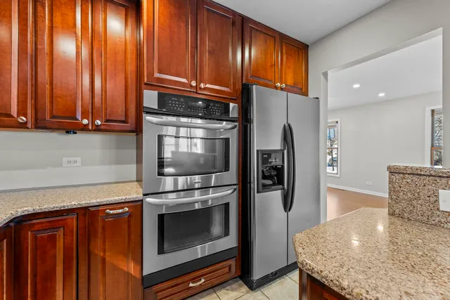 $3,600 | 9 Edgewood Road, Vernon Hills, IL 60061