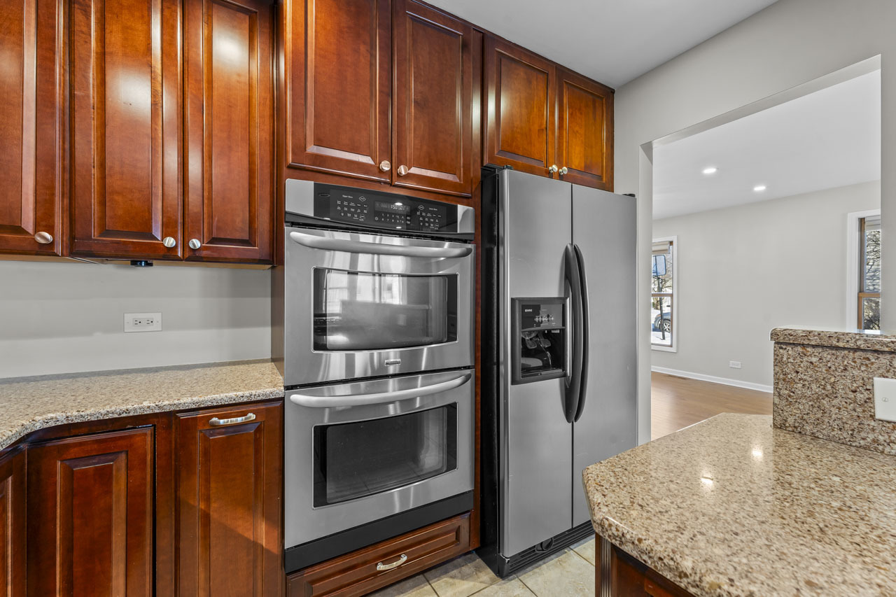 9 Edgewood Road Vernon Hills, IL 60061 - Photo 17 of 47