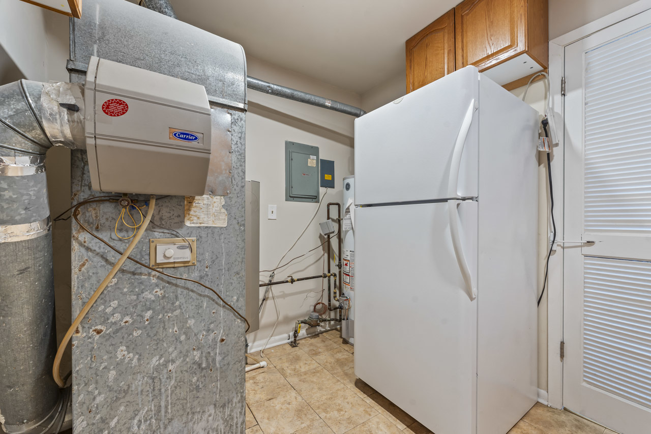 9 Edgewood Road Vernon Hills, IL 60061 - Photo 28 of 47