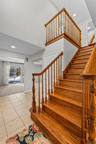 $3,600 | 9 Edgewood Road, Vernon Hills, IL 60061