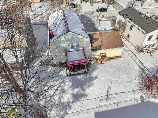 $3,600 | 9 Edgewood Road, Vernon Hills, IL 60061