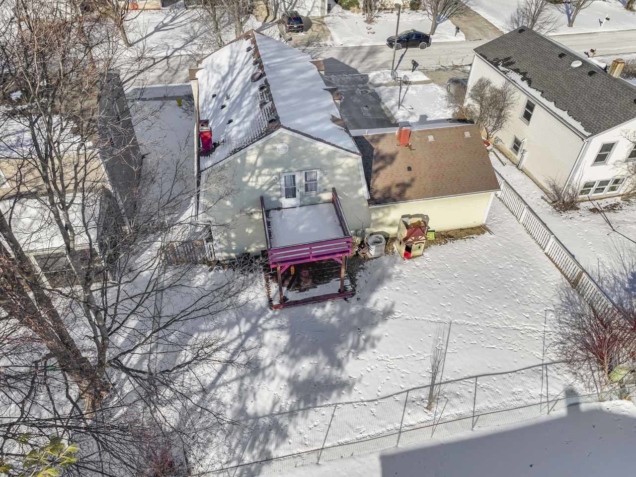 9 Edgewood Road Vernon Hills, IL 60061 - Photo 44 of 47