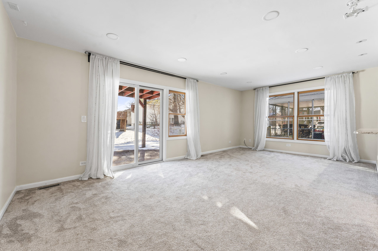 9 Edgewood Road Vernon Hills, IL 60061 - Photo 6 of 47