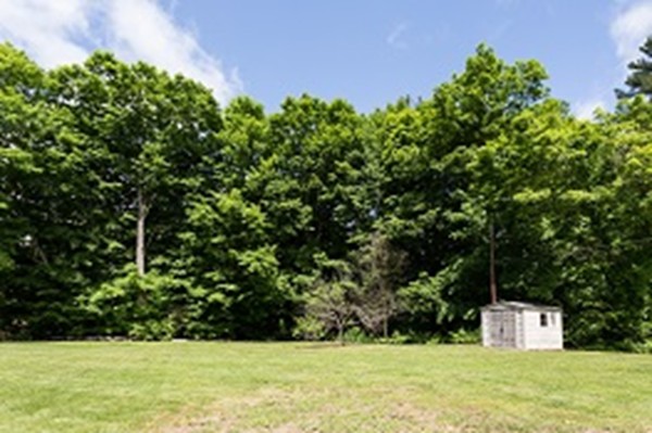 90 Saundersdale Road Charlton, MA 01507 - Photo 28 of 30