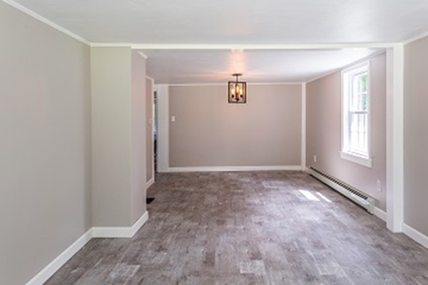 90 Saundersdale Road Charlton, MA 01507 - Photo 4 of 30
