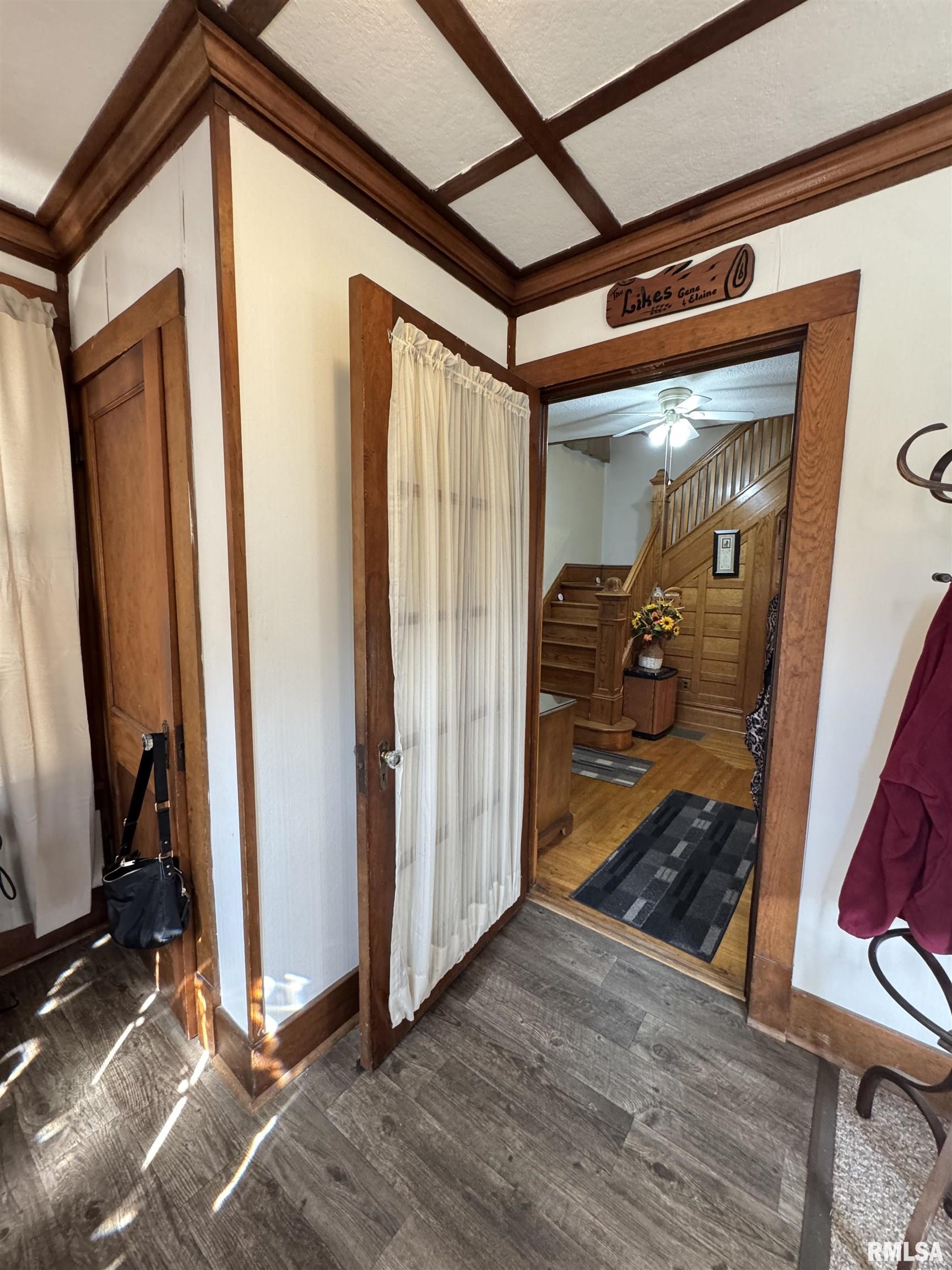 337 West Chestnut Street Oneida, IL 61467 - Photo 13 of 62