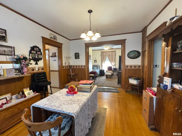 $255,000 | 337 West Chestnut Street, Oneida, IL 61467