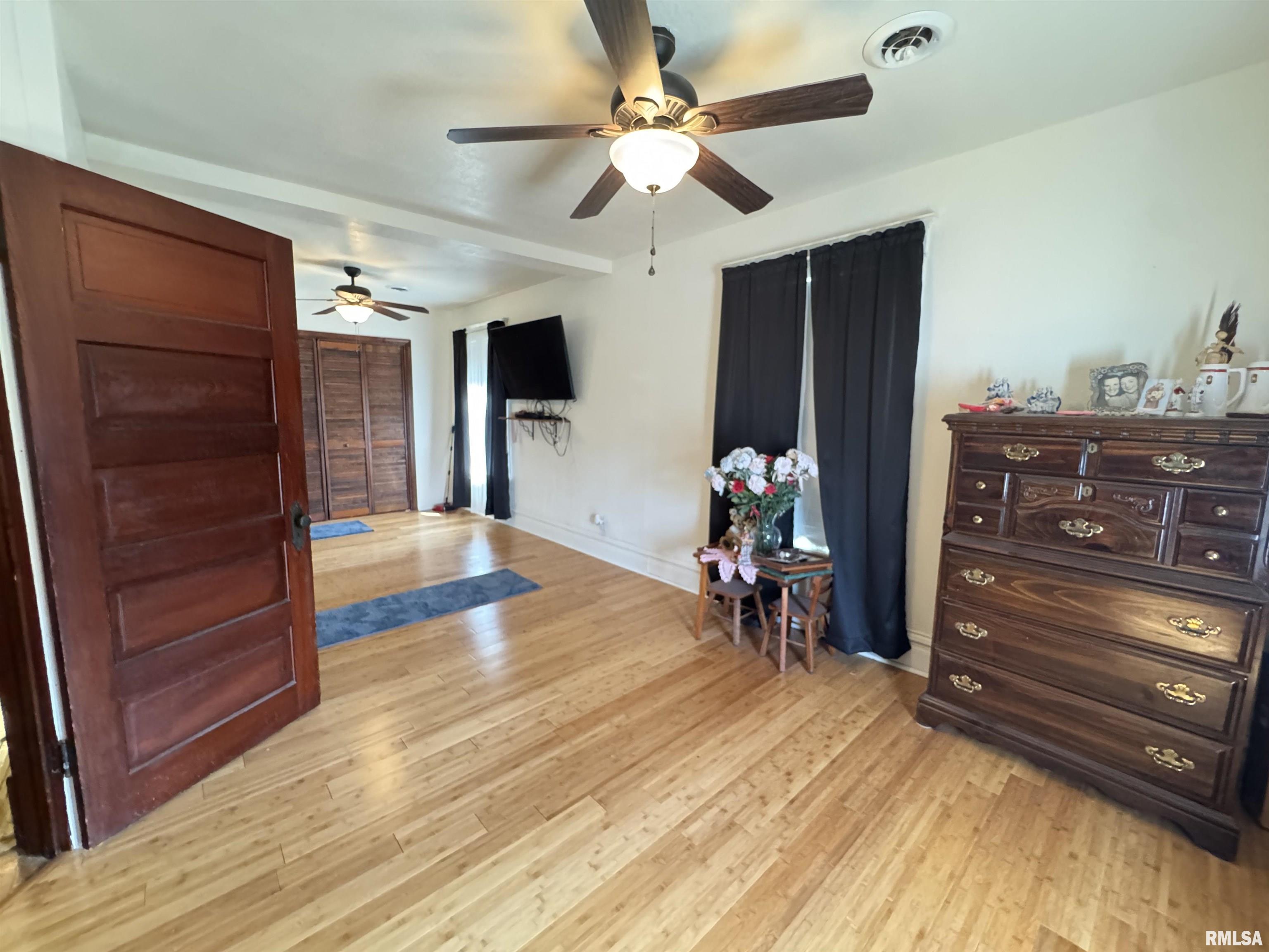 337 West Chestnut Street Oneida, IL 61467 - Photo 36 of 62