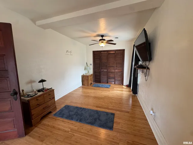 $255,000 | 337 West Chestnut Street, Oneida, IL 61467