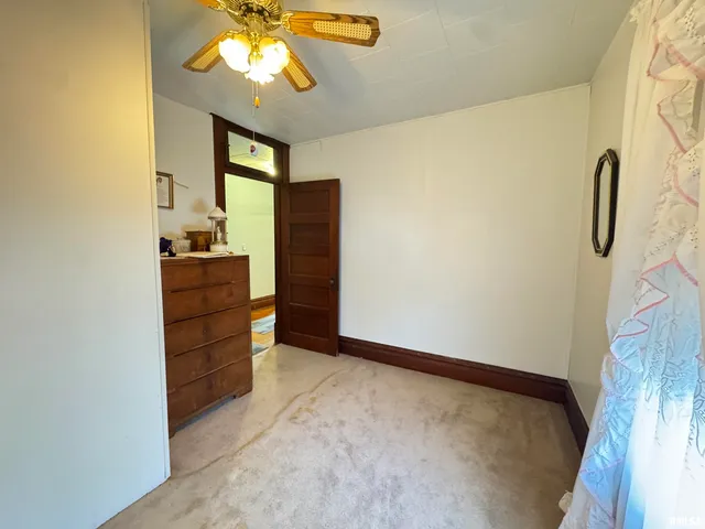 $255,000 | 337 West Chestnut Street, Oneida, IL 61467