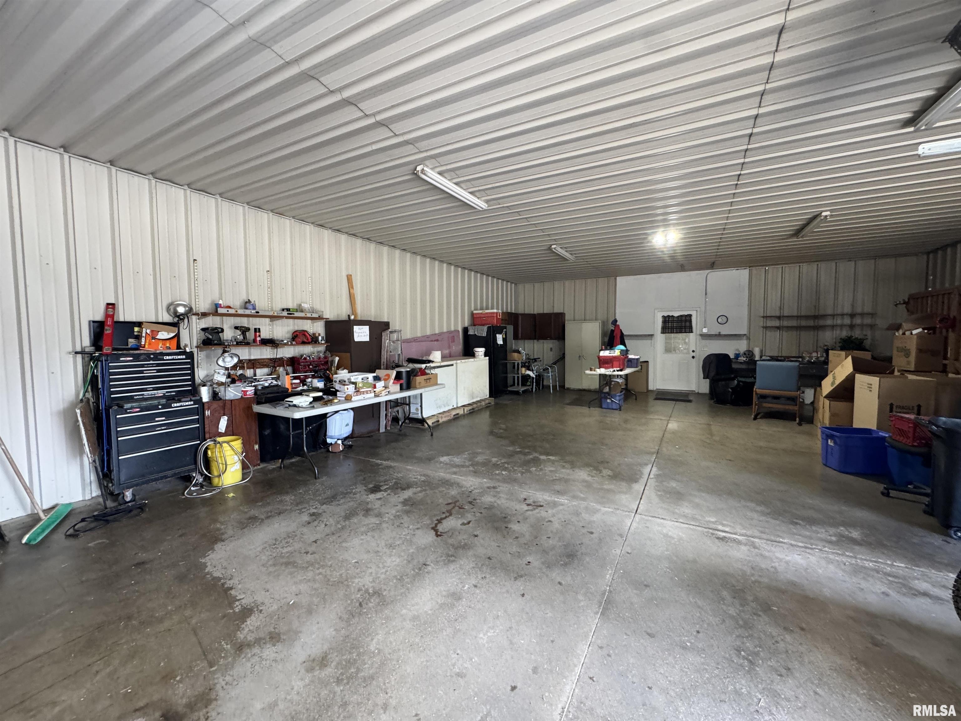 337 West Chestnut Street Oneida, IL 61467 - Photo 47 of 62