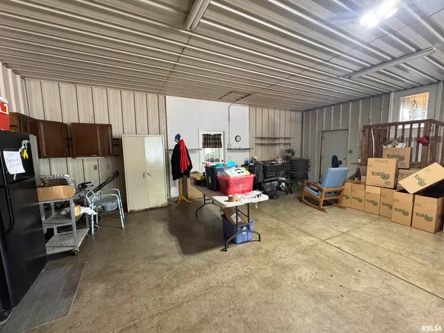 $255,000 | 337 West Chestnut Street, Oneida, IL 61467