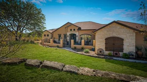 $835,000 | 236 Echo Falls Road, Comfort, TX 78013