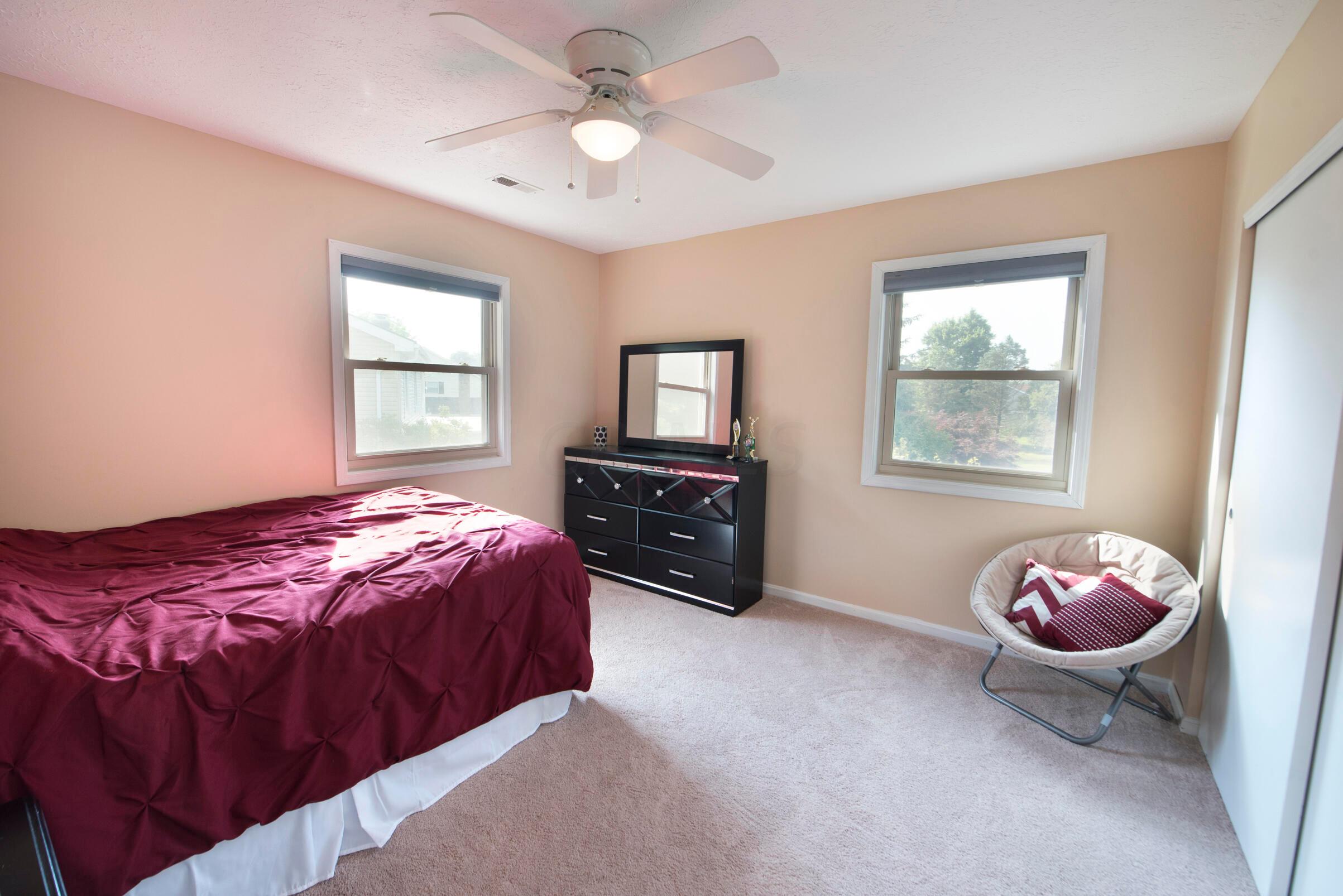 229 Rugby Lane Columbus, OH 43230 - Photo 26 of 41
