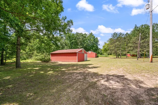 $217,500 | 11592 80th Avenue, Mecosta, MI 49332