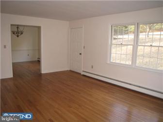 1703 Warpath Road West Chester, PA 19382 - Photo 3 of 12 Living Room
