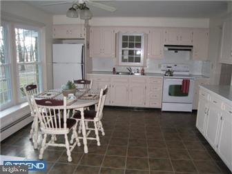 1703 Warpath Road West Chester, PA 19382 - Photo 6 of 12 Kitchen