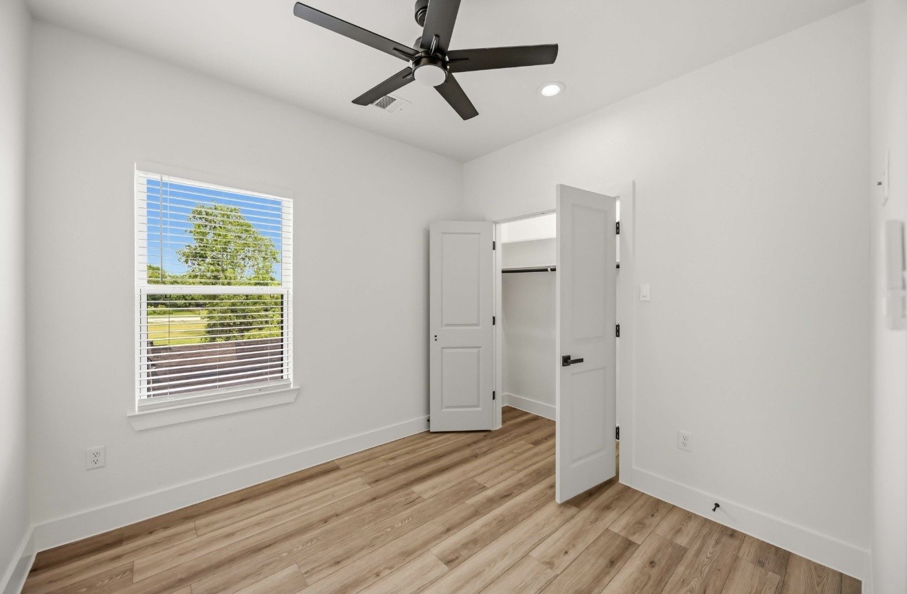 7977 Angus Houston, TX 77028 - Photo 13 of 16