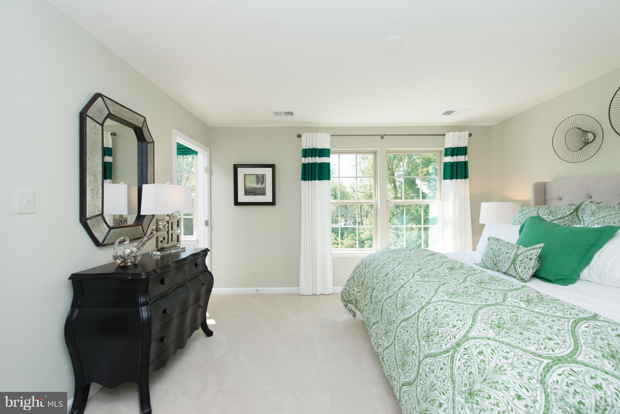 1829 Wind Gate Road Halethorpe, MD 21227 - Photo 13 of 19 Bedroom (Master)