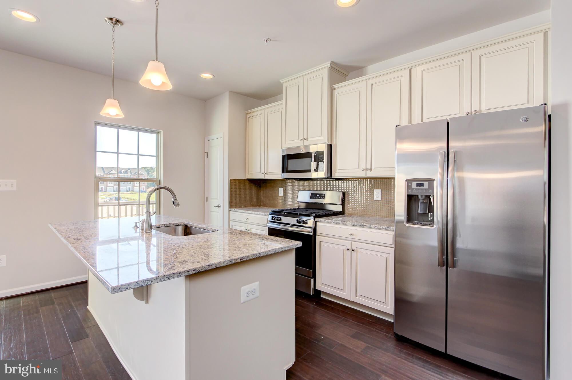 1829 Wind Gate Road Halethorpe, MD 21227 - Photo 3 of 19 Kitchen