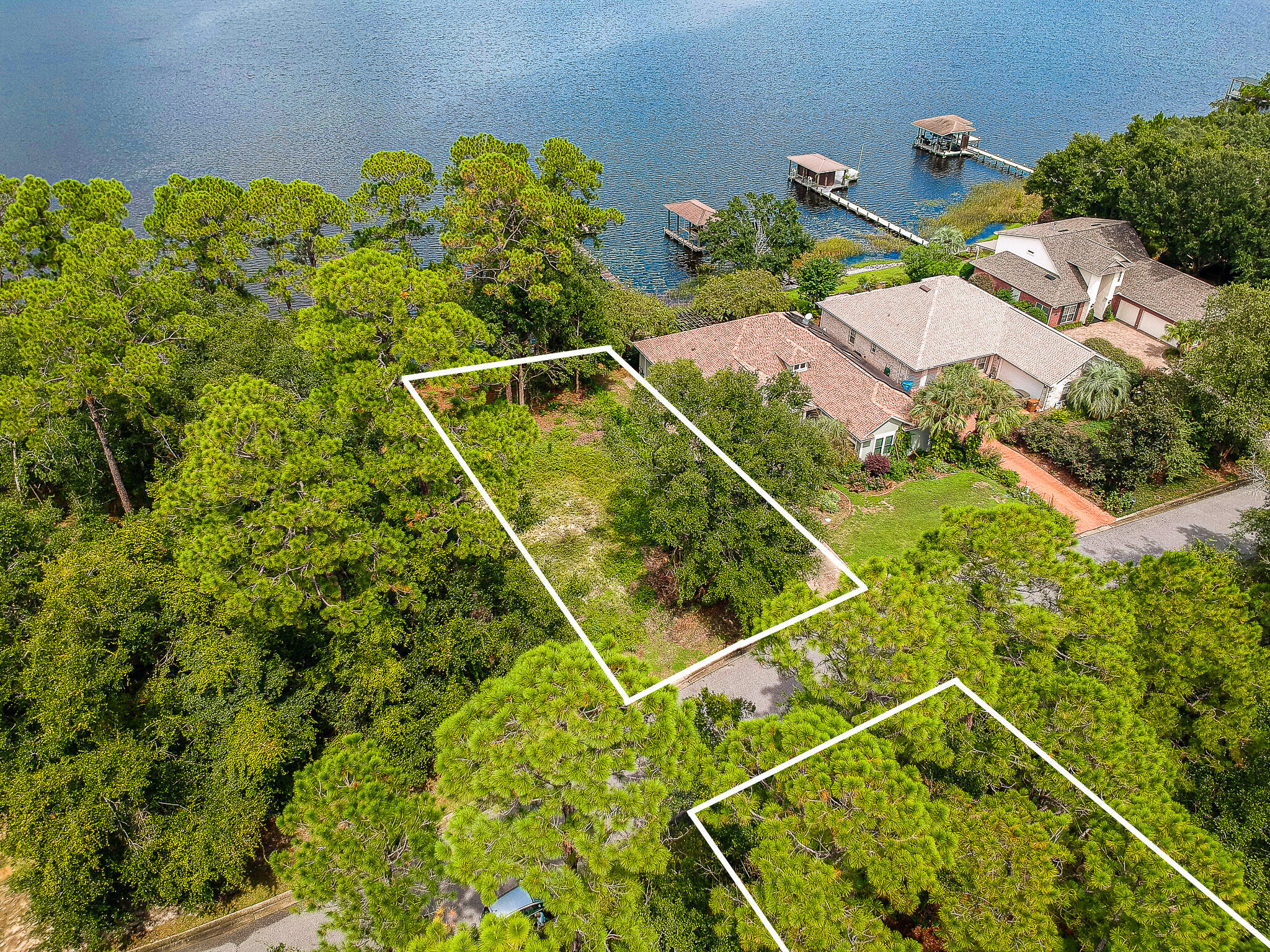 8 Old Bay Pointe Road Milton, FL 32583 - Photo 5 of 12 Gallery Image 5