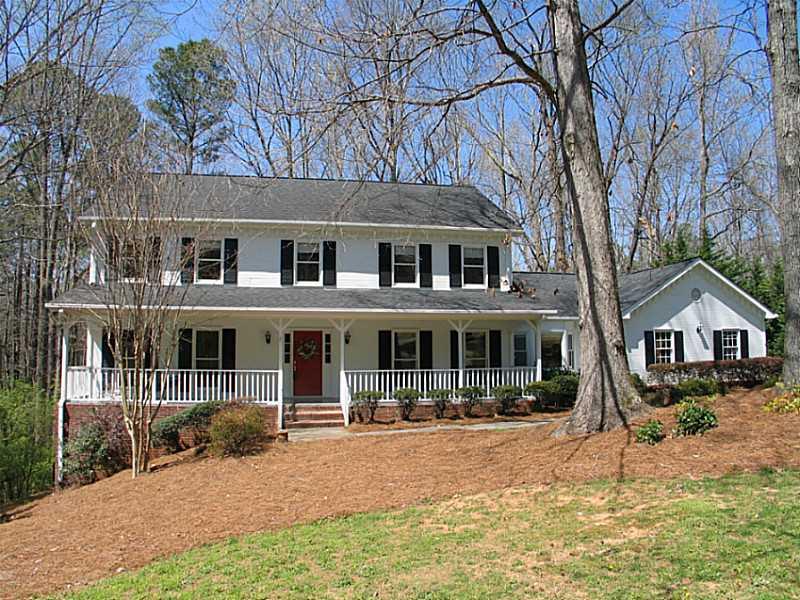 177 Roe Hampton Lane Southwest Stone Mountain, GA 30087 - Photo 1 of 1 Exterior Front.