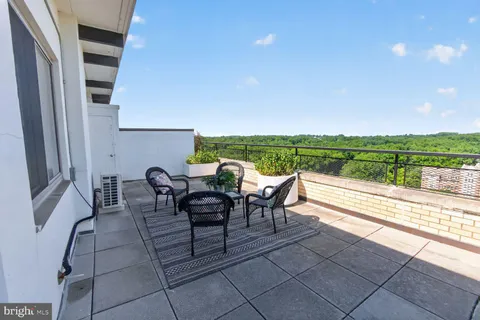 $500,000 | 10500 Rockville Pike, Unit 1624, Rockville, MD 20852