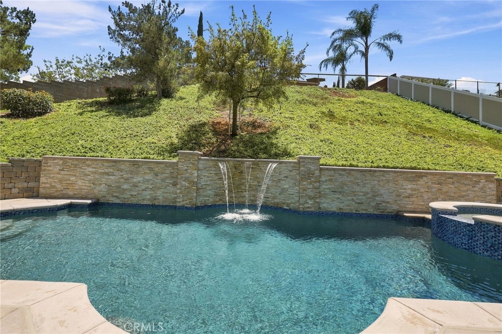17213 Noble View Circle Riverside, CA 92503 - Photo 35 of 52