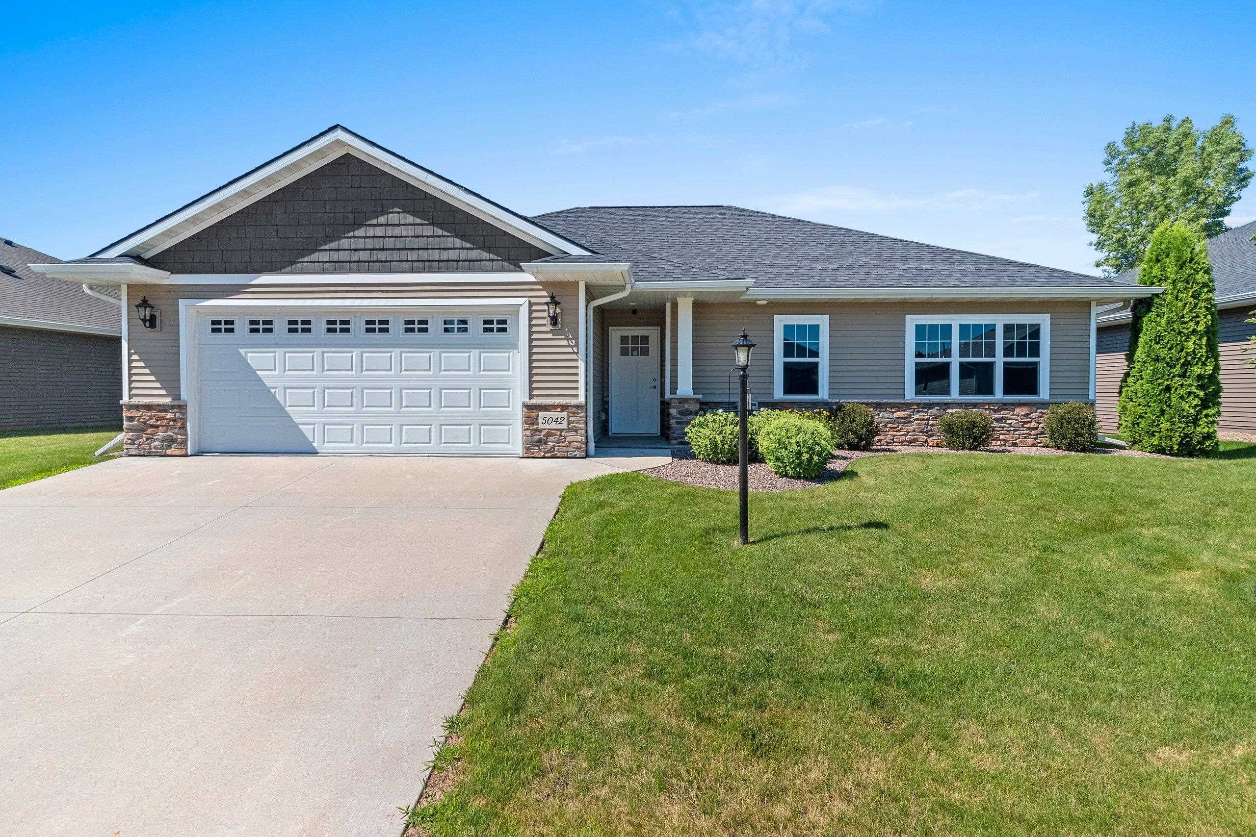 5042 North Milkweed Trail Appleton, WI 54913 - Photo 1 of 49