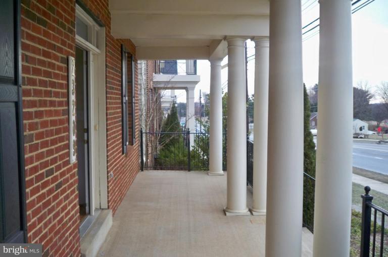 23209 Frederick Road Clarksburg, MD 20871 - Photo 2 of 30 Porch