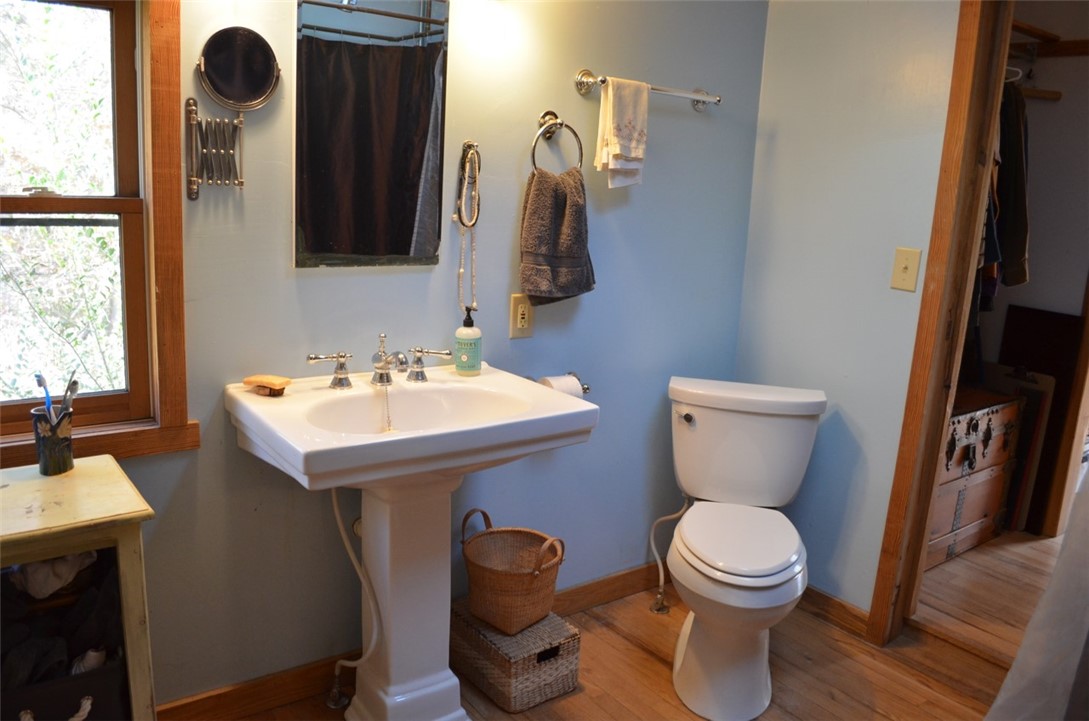 137 Blue Jay Road Central, SC 29630 - Photo 28 of 43 2nd bathroom with oak flooring