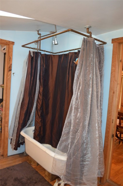 137 Blue Jay Road Central, SC 29630 - Photo 29 of 43 2nd bathroom with cast iron tub