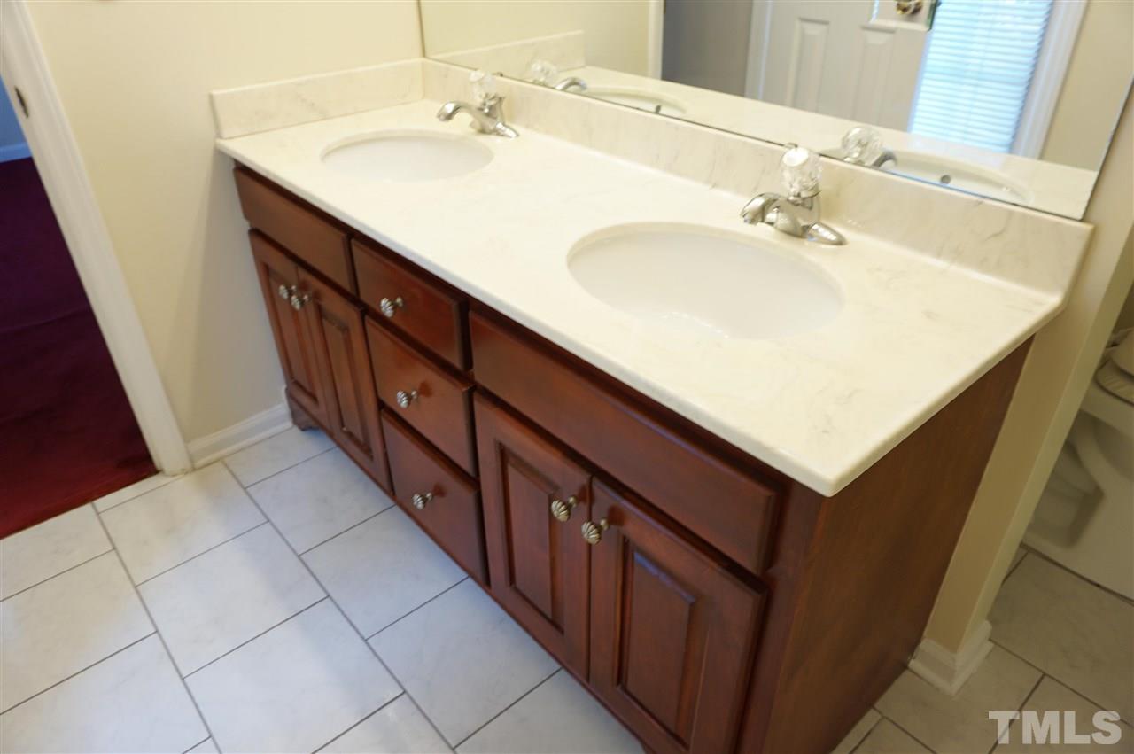 5404 Ingate Way Raleigh, NC 27613 - Photo 12 of 21