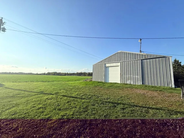 $275,000 | 18863 Highway 65, Goodland, MN 55742