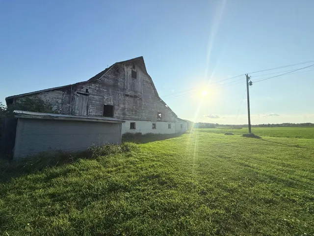 $275,000 | 18863 Highway 65, Goodland, MN 55742