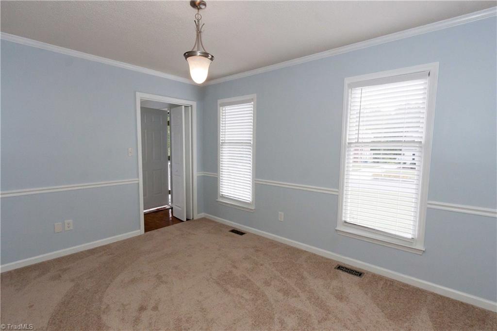 3102 Spring Mill Road Greensboro, NC 27406 - Photo 10 of 27 Dining room, new paint and flooring!