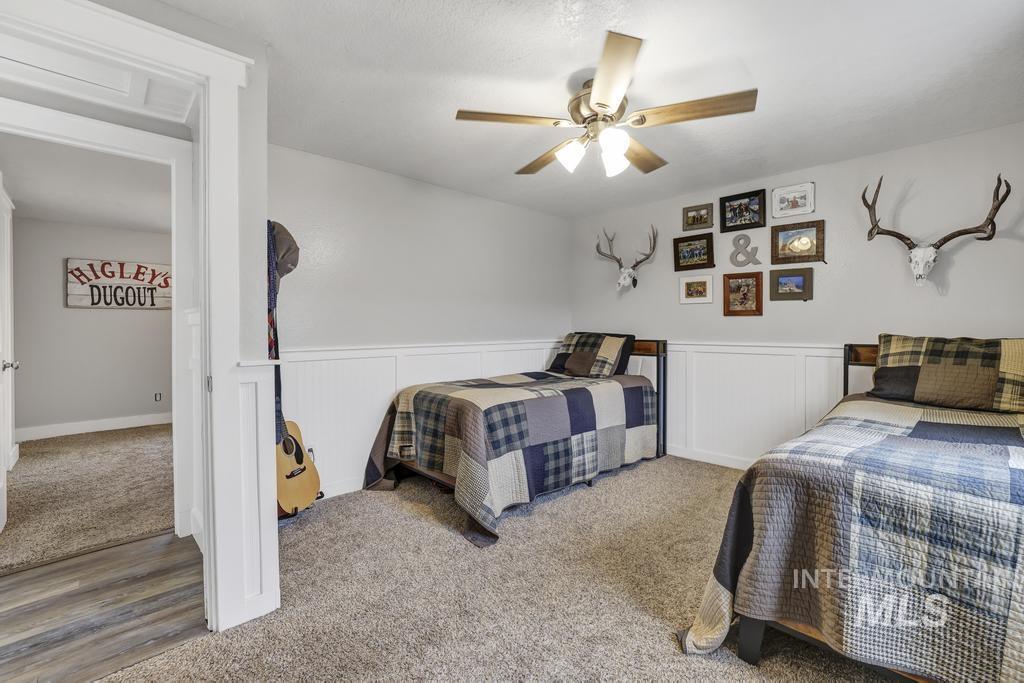 1785 River Road Buhl, ID 83316 - Photo 12 of 41 Carpeted bedroom with ceiling fan
