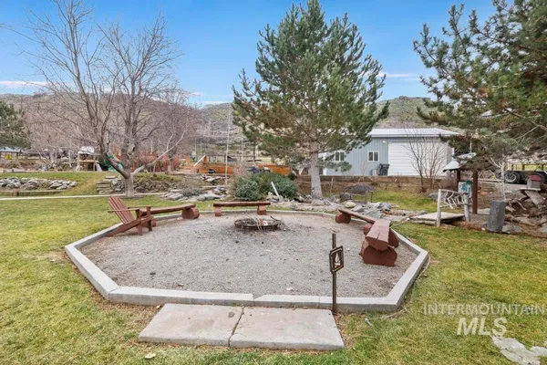 $899,900 | 1785 River Road, Buhl, ID 83316