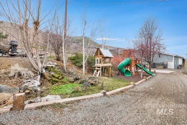 $899,900 | 1785 River Road, Buhl, ID 83316