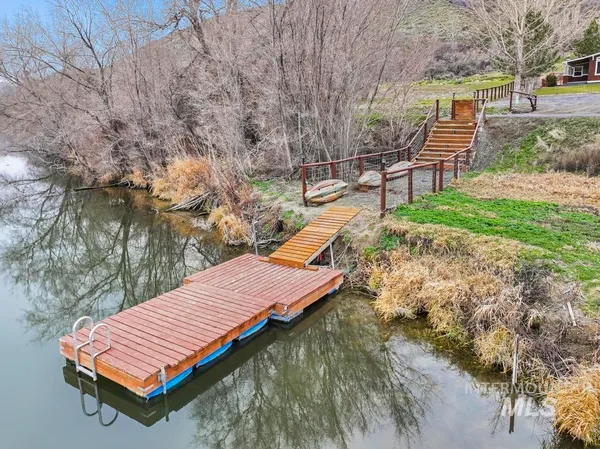 $899,900 | 1785 River Road, Buhl, ID 83316